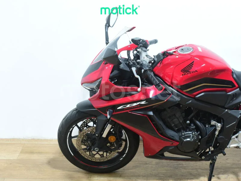 Honda CBR650R - Vista 8