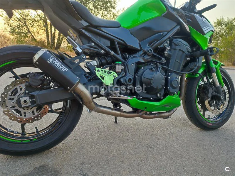 Kawasaki Z900 - Vista 3