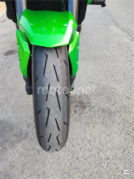 Kawasaki Z900 - Vista 5