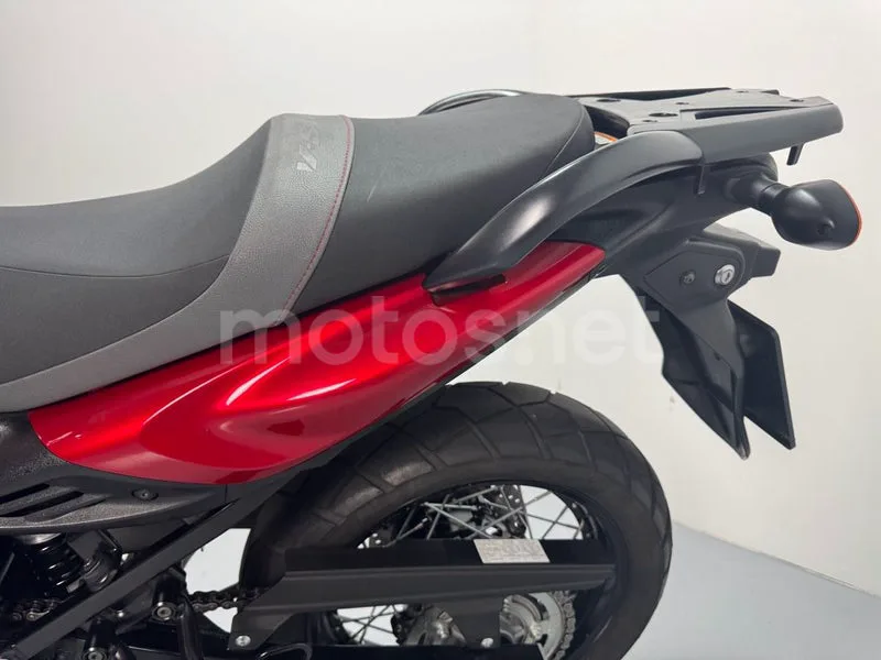 Suzuki V-Strom 650XT - Vista 8