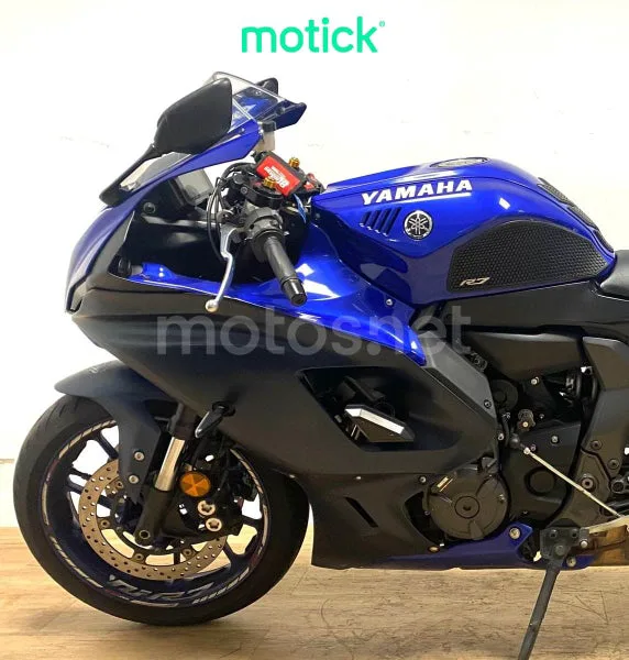 Yamaha YZF-R7 - Vista 8