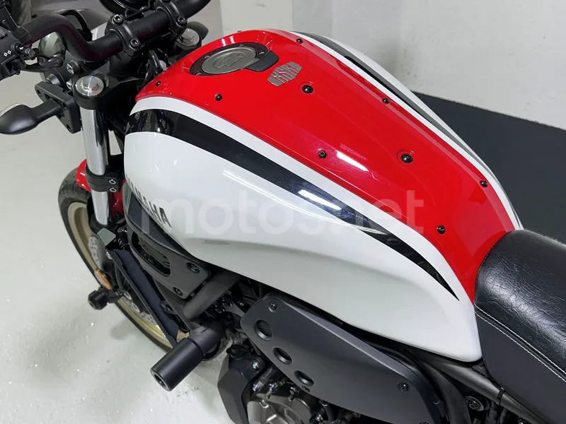 Yamaha XSR700 - Vista 26