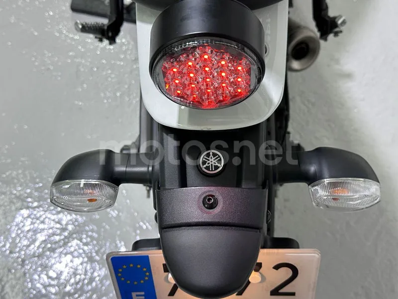 Yamaha XSR700 - Vista 28
