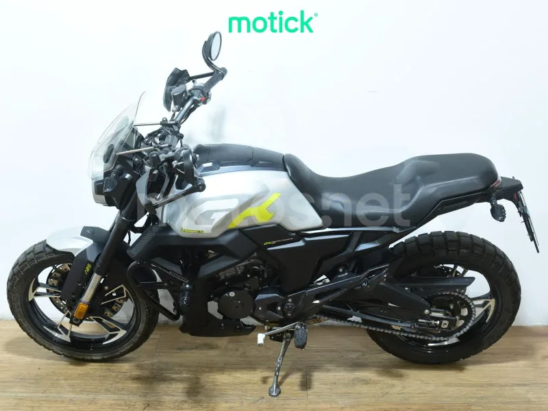 Zontes GK 125 - Vista 6