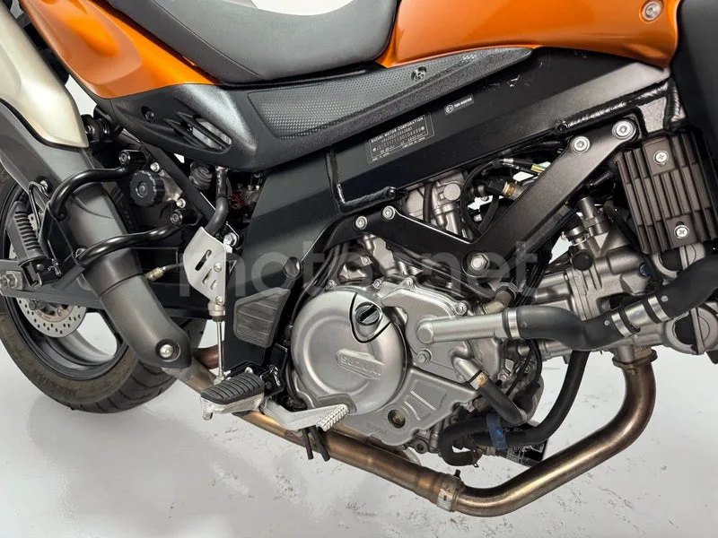 Suzuki V-Strom 650 - Vista 15