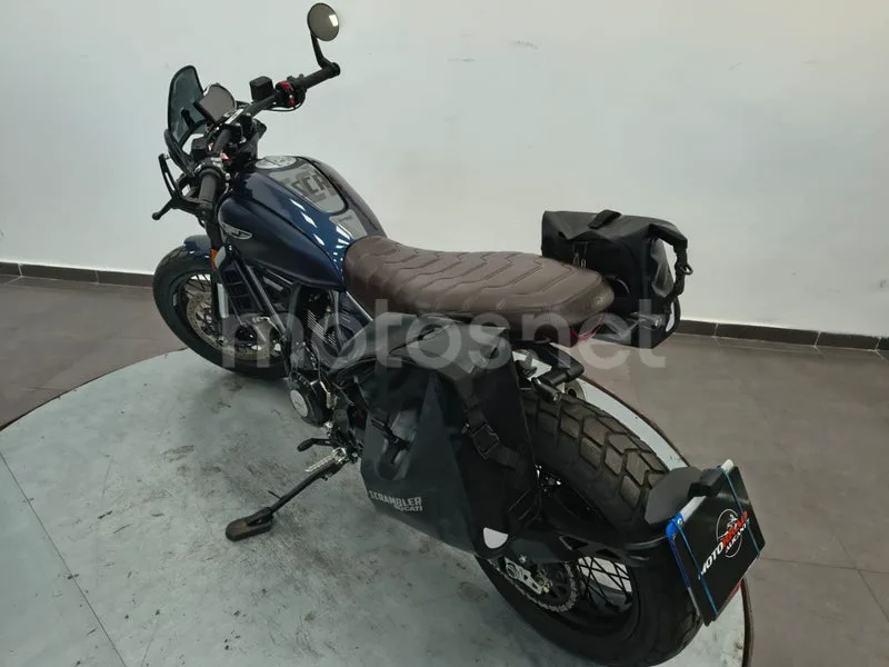 Ducati Scrambler - Vista 5