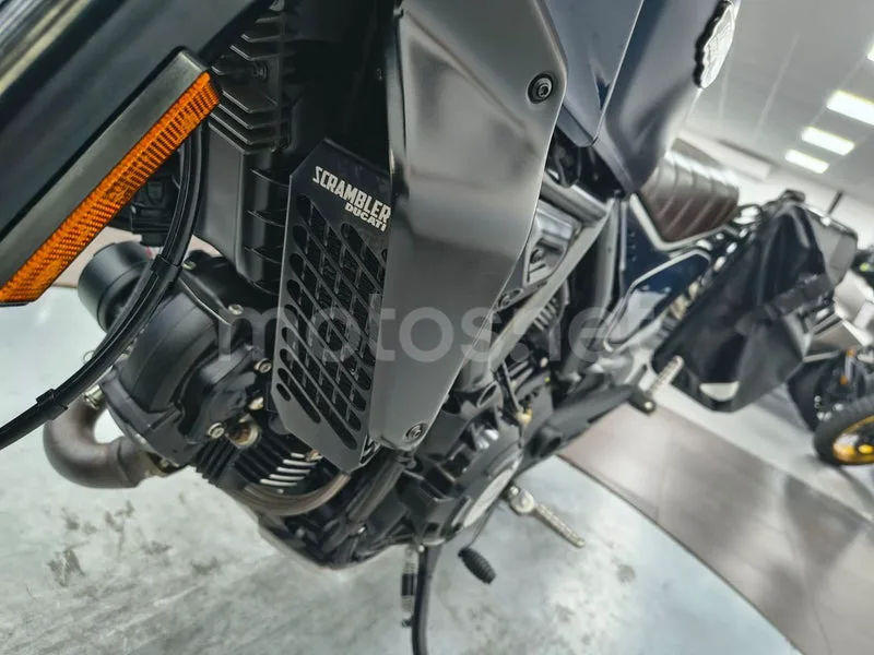 Ducati Scrambler - Vista 8