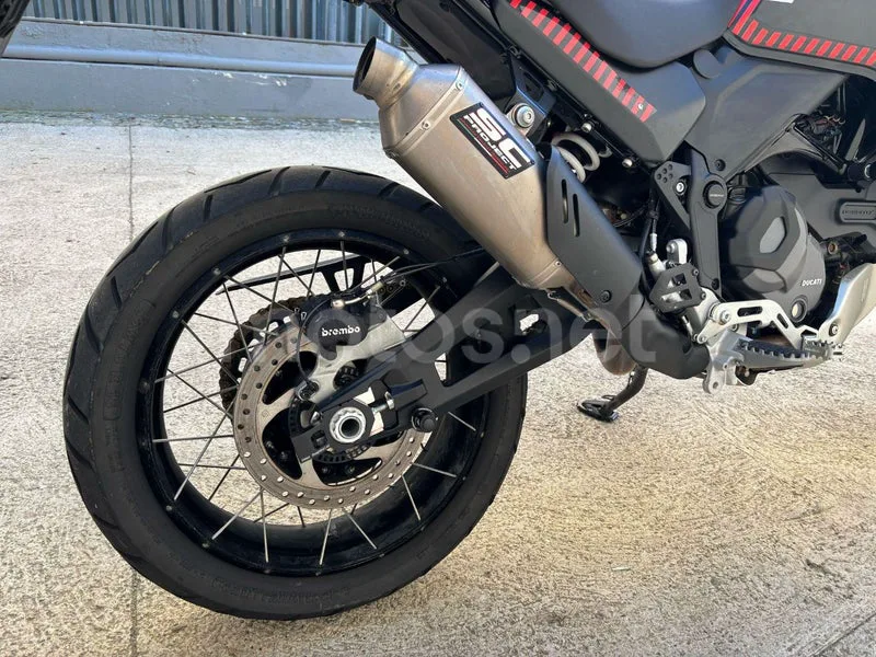 Ducati DesertX - Vista 8