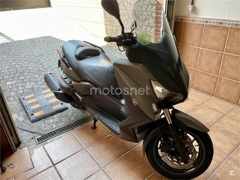 Yamaha XMAX 400 4200 € 2016 Madrid - 1