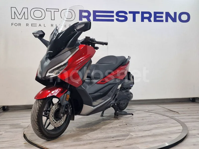 Honda Forza 350 5250 € 2023 Alicante - 1