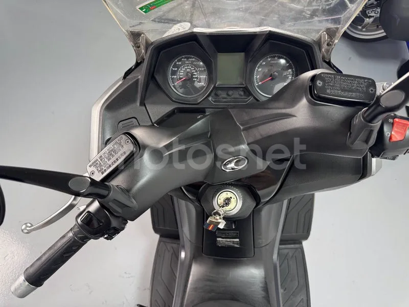 Kymco Super Dink 350 - Vista 18