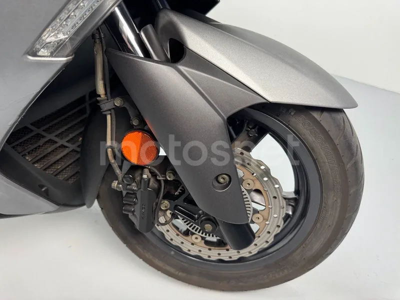 Kymco Super Dink 350 - Vista 5