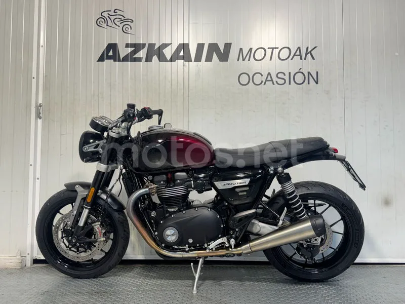 Triumph Speed Twin 1200 - Vista 3