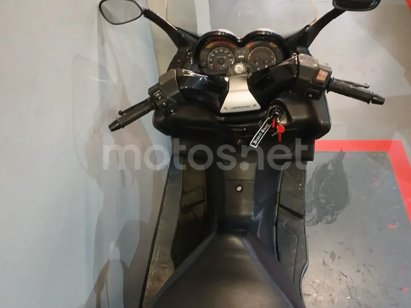 Aprilia Atlantic 250 - Vista 17