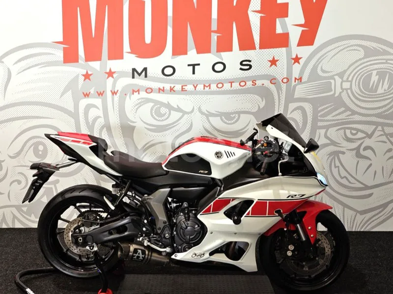 Yamaha YZF-R7 8490 € 2024 Navarra - 1