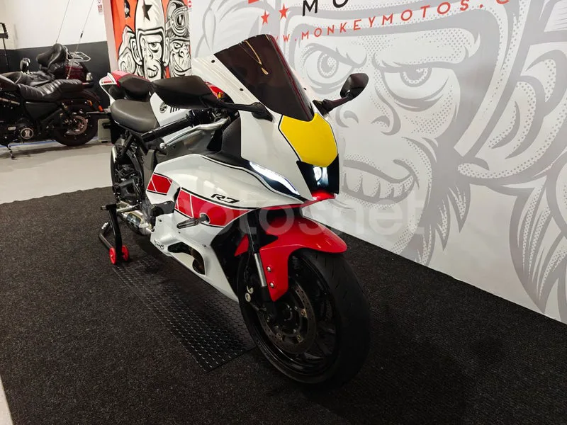 Yamaha YZF-R7 8490 € 2024 Navarra - 2