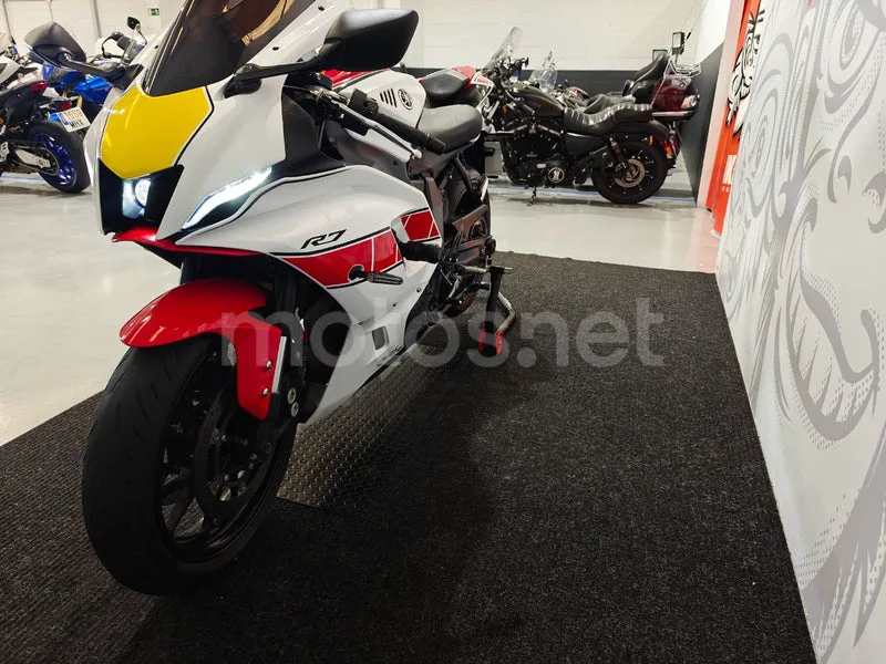 Yamaha YZF-R7 - Vista 4