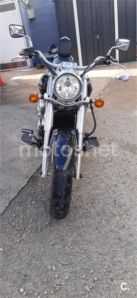 Kawasaki VN900 Classic - Vista 5