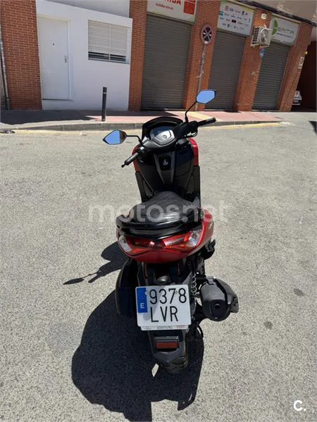 Yamaha NMAX - Vista 5