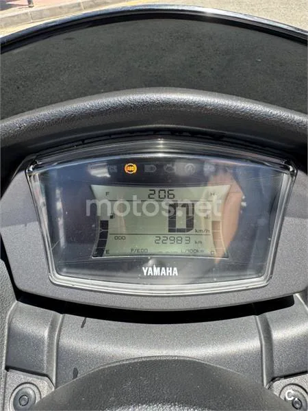 Yamaha NMAX - Vista 7