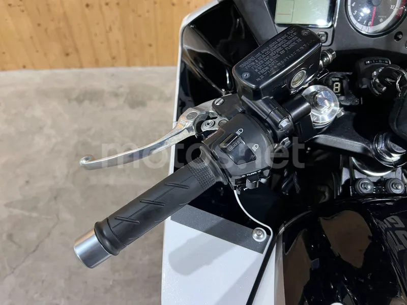 Honda VFR800F - Vista 20