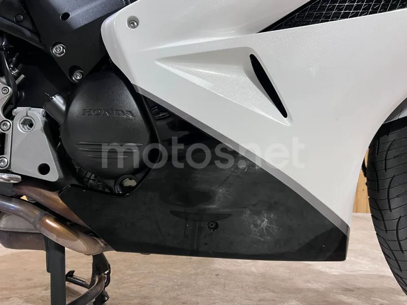 Honda VFR800F - Vista 44