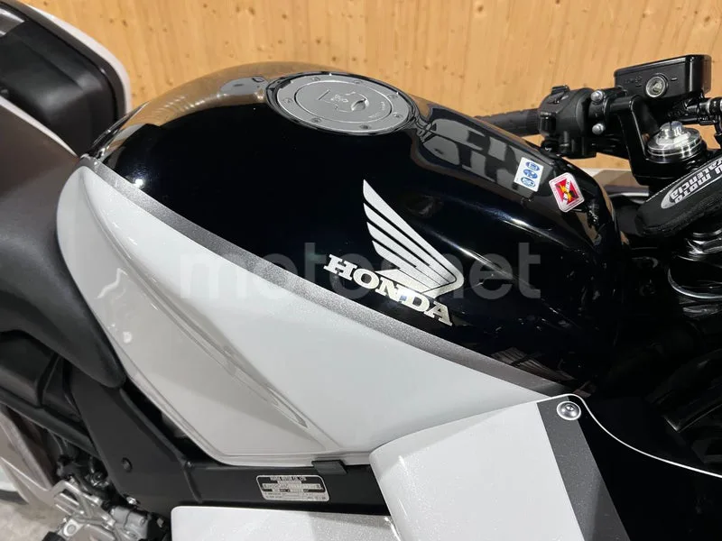 Honda VFR800F - Vista 49