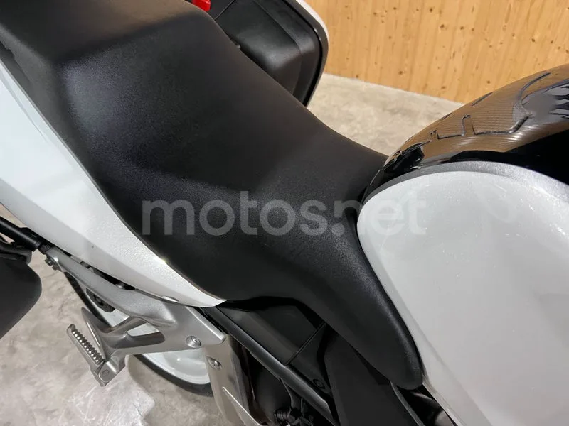 Honda VFR800F - Vista 52