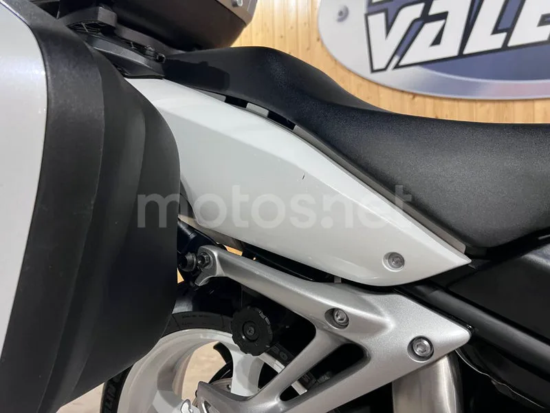 Honda VFR800F - Vista 58