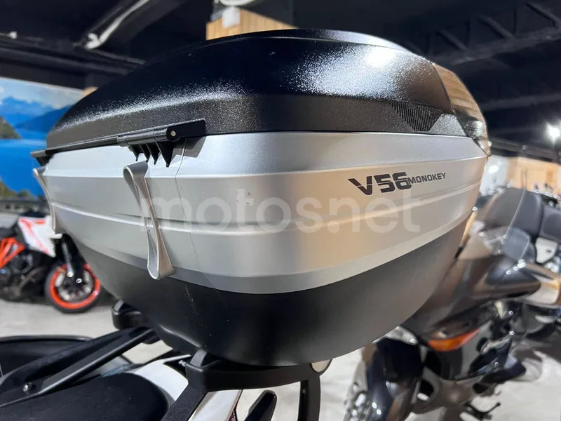 Honda VFR800F - Vista 63