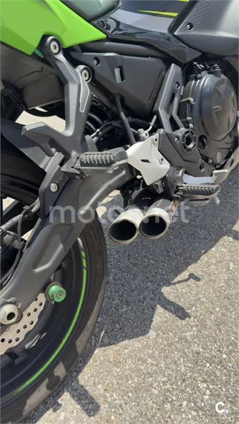Kawasaki Ninja 650 - Vista 5