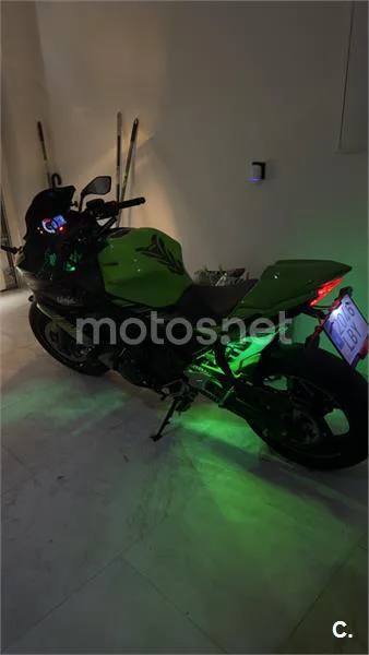 Kawasaki Ninja 650 - Vista 10