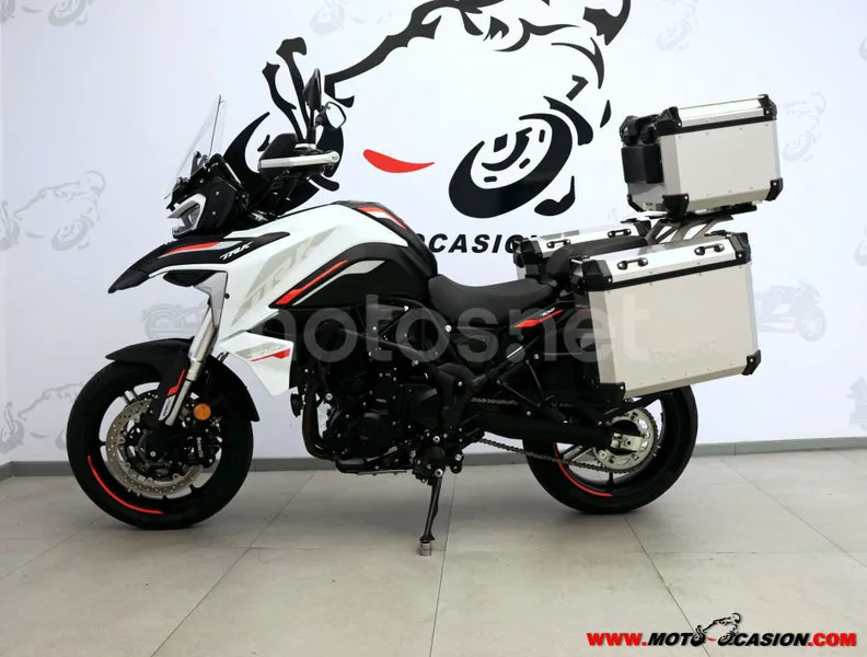 Benelli TRK 702 - Vista 7
