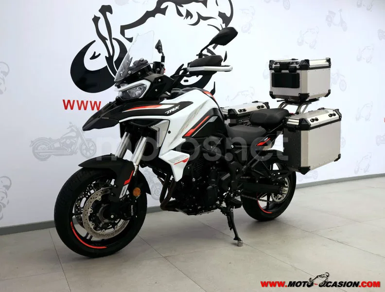 Benelli TRK 702 - Vista 8