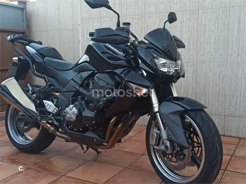 Kawasaki Z1000 - Vista 4
