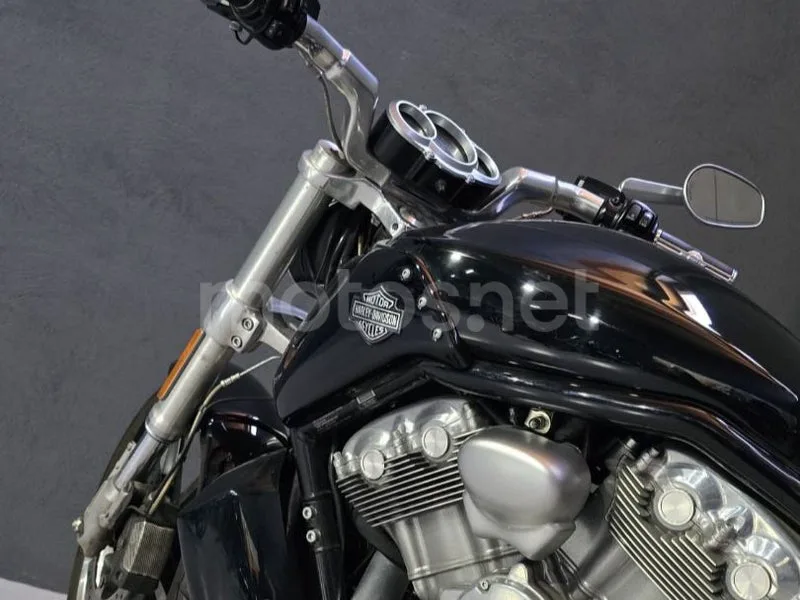 Harley-Davidson V-Rod Muscle - Vista 12