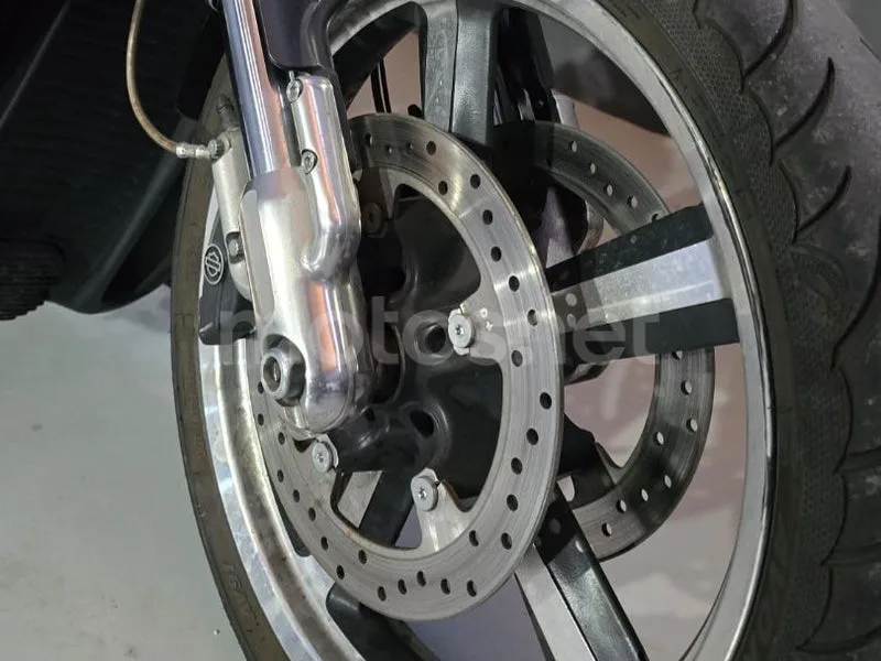 Harley-Davidson V-Rod Muscle - Vista 8