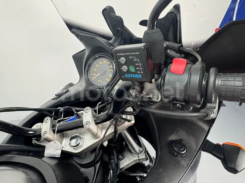 Suzuki V-Strom 650 - Vista 12