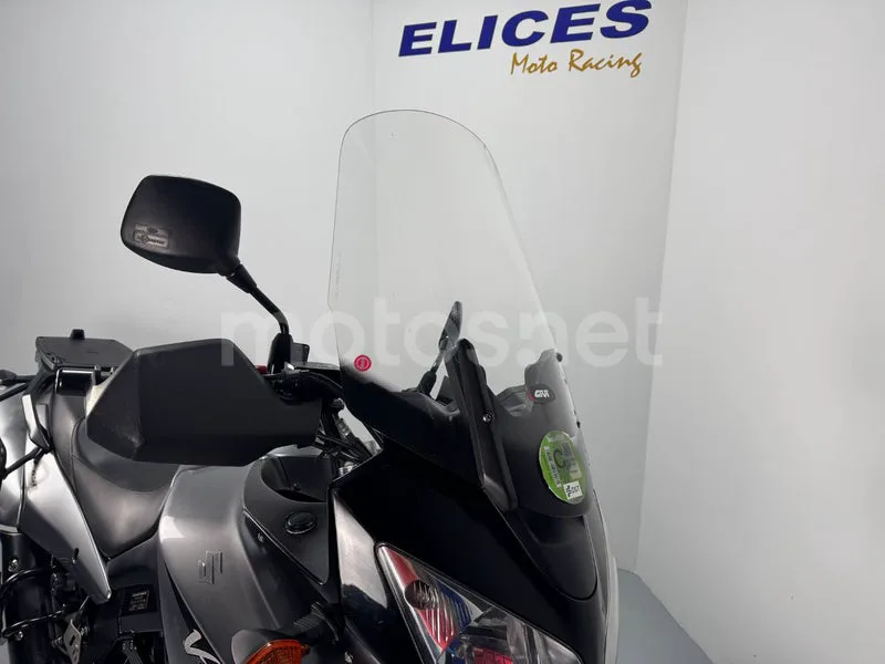 Suzuki V-Strom 650 - Vista 15