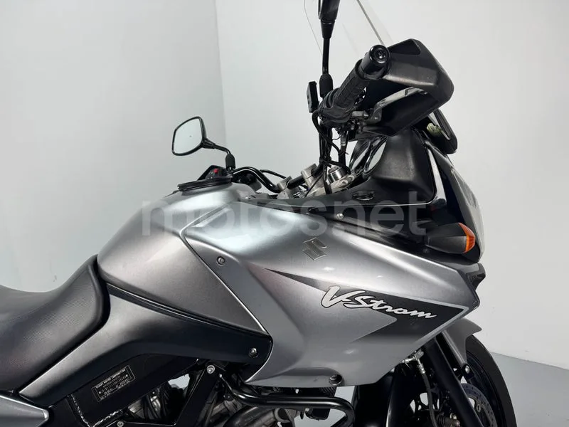Suzuki V-Strom 650 - Vista 3