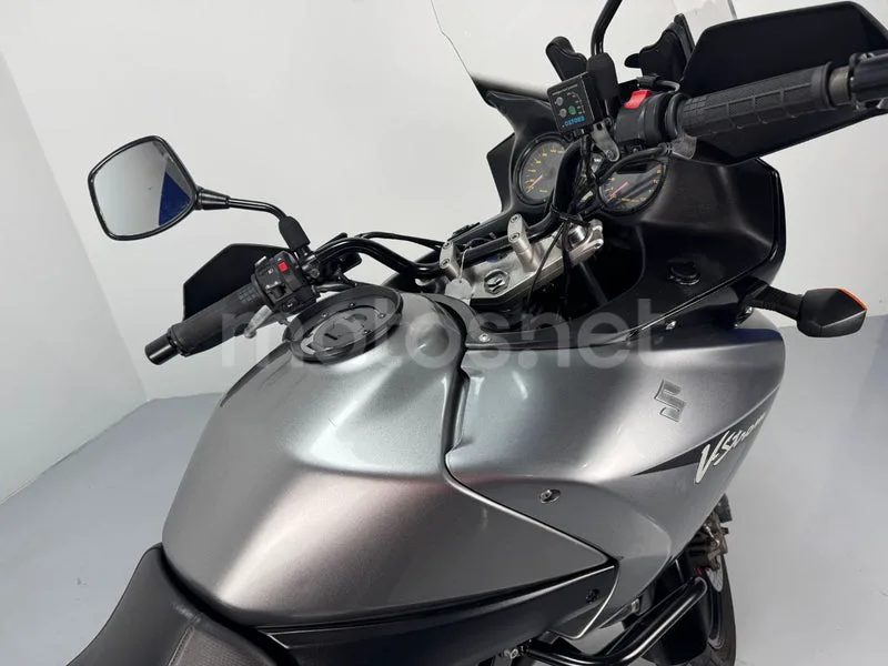 Suzuki V-Strom 650 - Vista 10