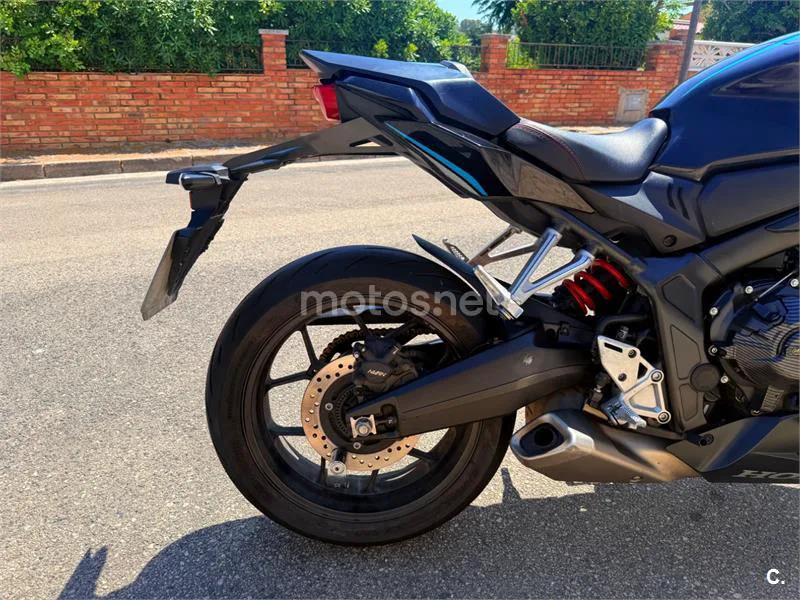 Honda CBR650R - Vista 3
