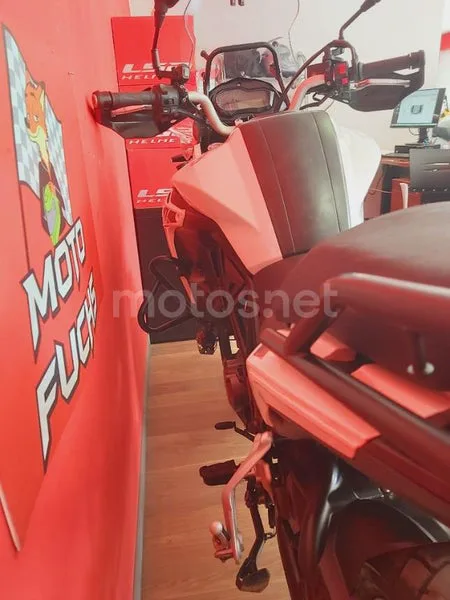 Benelli TRK 502 - Vista 6