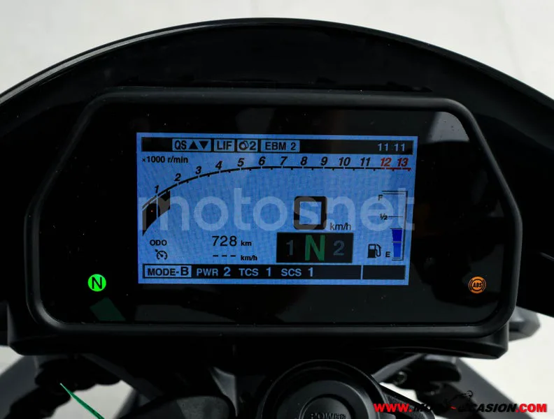 Yamaha MT-10 - Vista 6