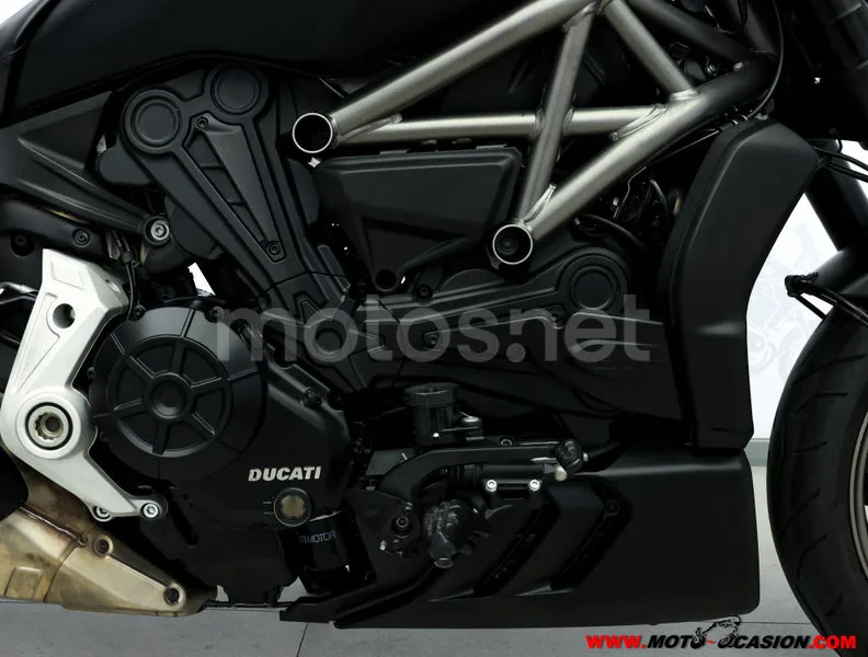 Ducati XDiavel - Vista 5
