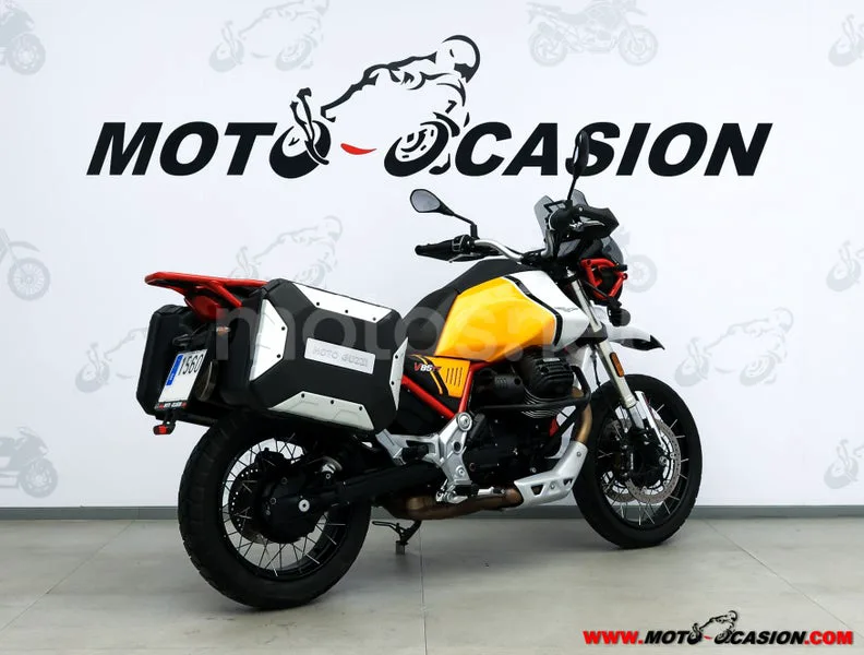 Moto Guzzi V85 TT - Vista 3