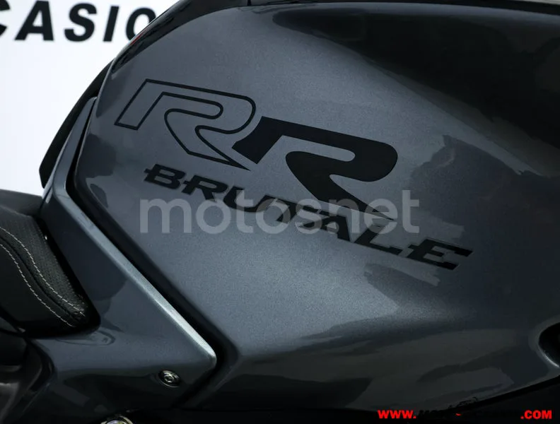 MV Agusta Brutale - Vista 8