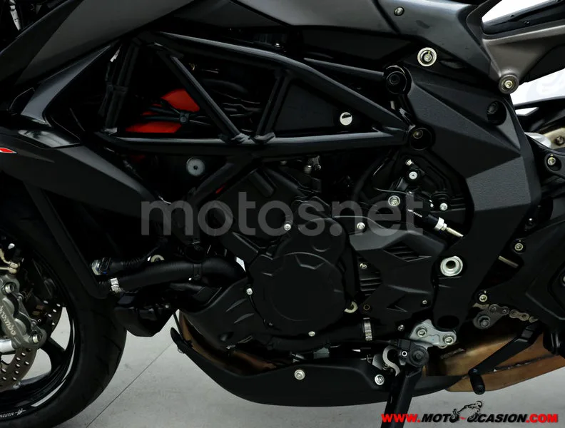 MV Agusta Brutale - Vista 9