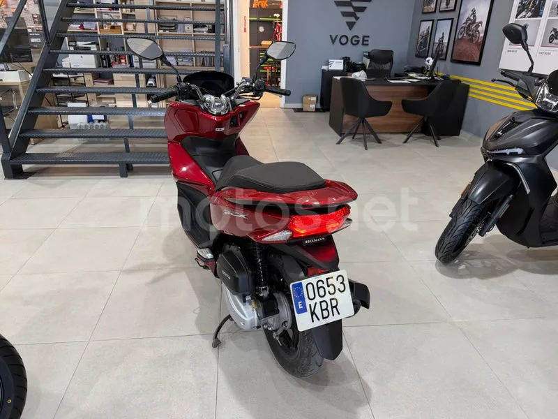 Honda PCX125 - Vista 5