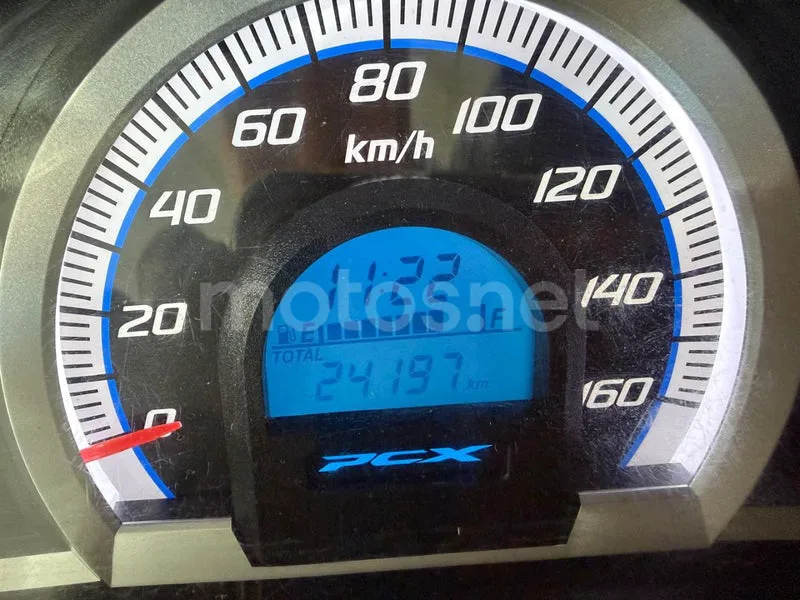 Honda PCX125 - Vista 10